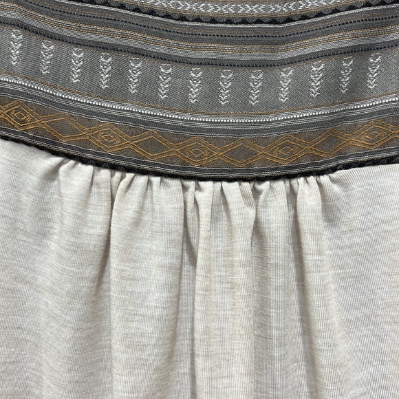 Sherpa Adventure Gear Cream Tank Top, Size Small - Picture 6 of 16